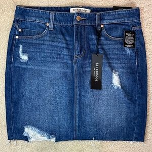 Liver Pool Los Angeles denim distressed skirt size 8